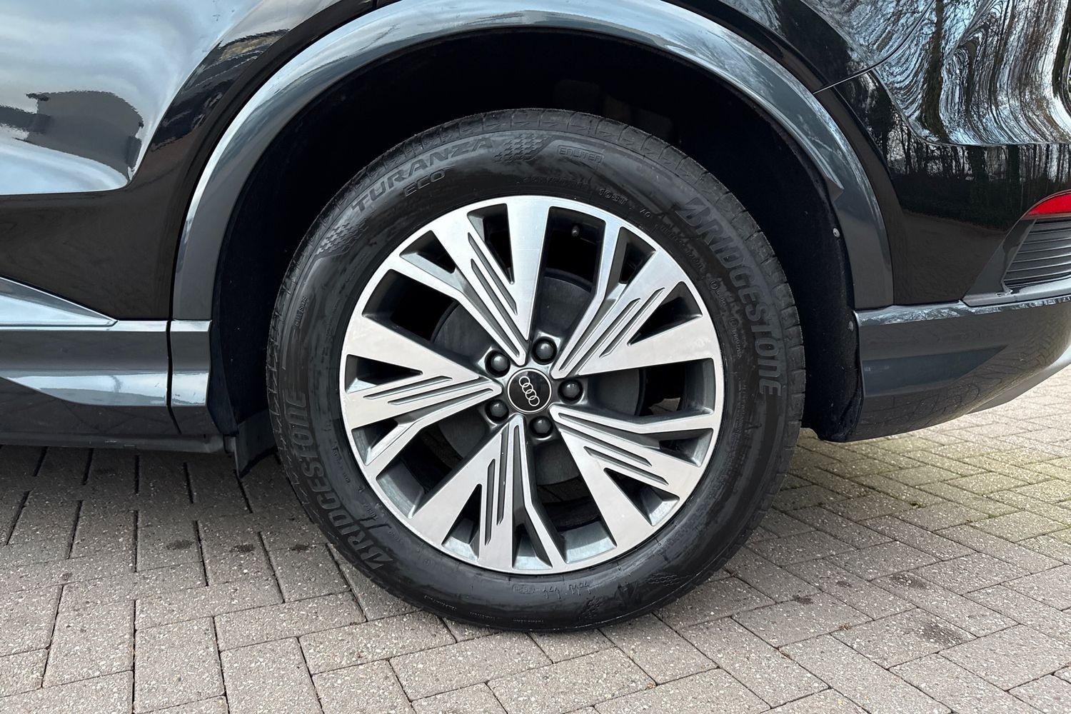 Used Audi Q4 e-tron 2024 for sale - 77383061: Photo 24