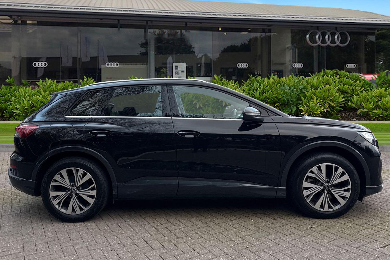 Used Audi Q4 e-tron 2024 for sale - 77383061: Photo 3