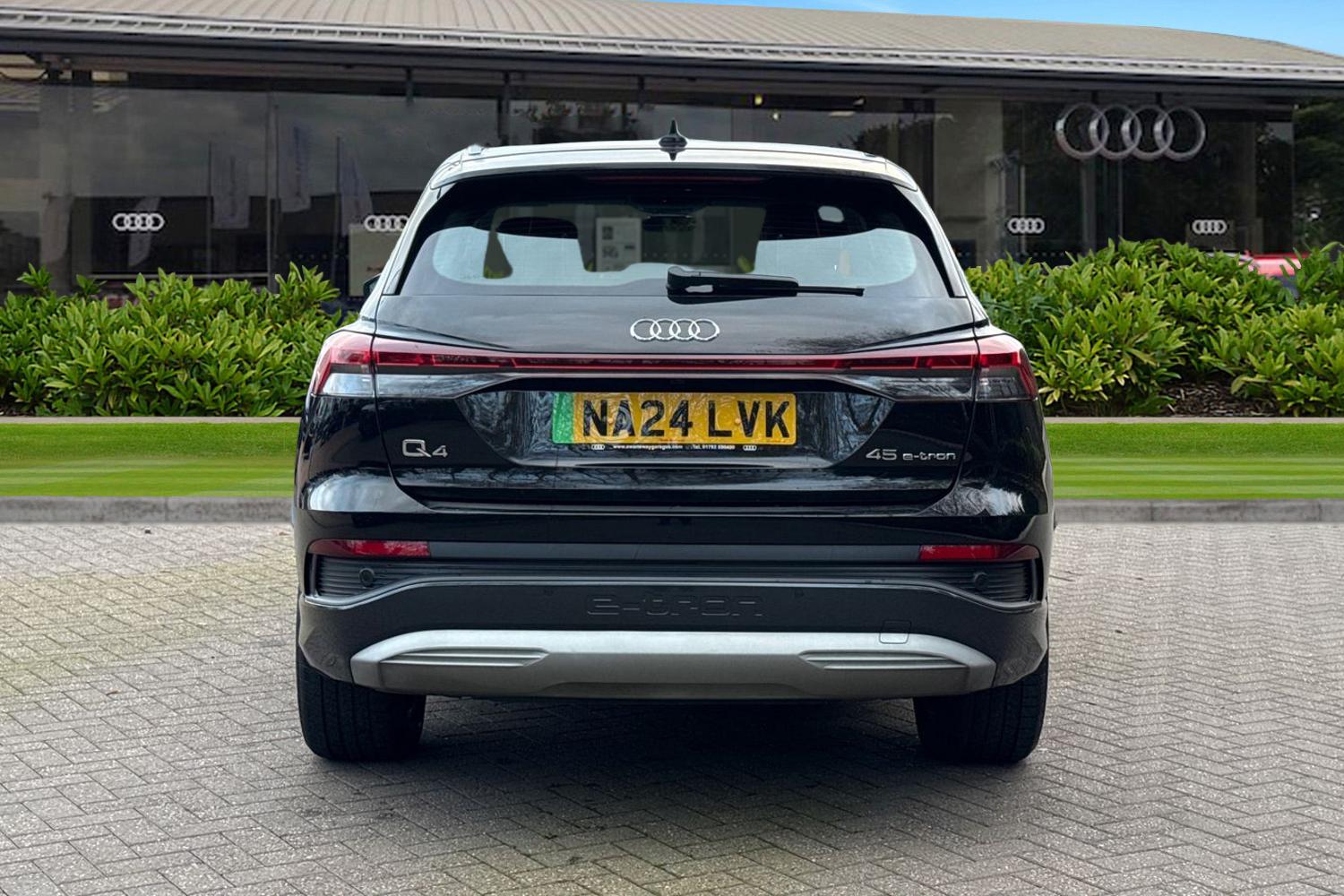 Used Audi Q4 e-tron 2024 for sale - 77383061: Photo 4