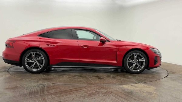 Used Audi e-tron GT 2023 for sale - 76274605: Photo 4