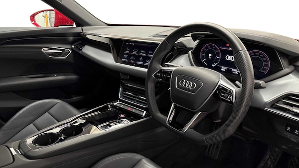 Used Audi e-tron GT 2023 for sale - 76274605: Photo 6