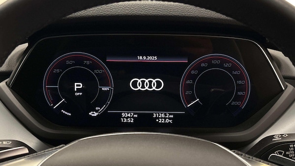 Used Audi e-tron GT 2023 for sale - 76274605: Photo 9