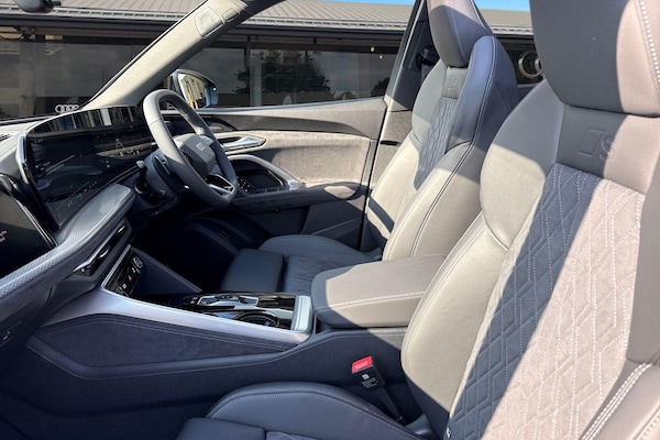Used Audi Q5 2025 for sale - 76017559: Photo 15