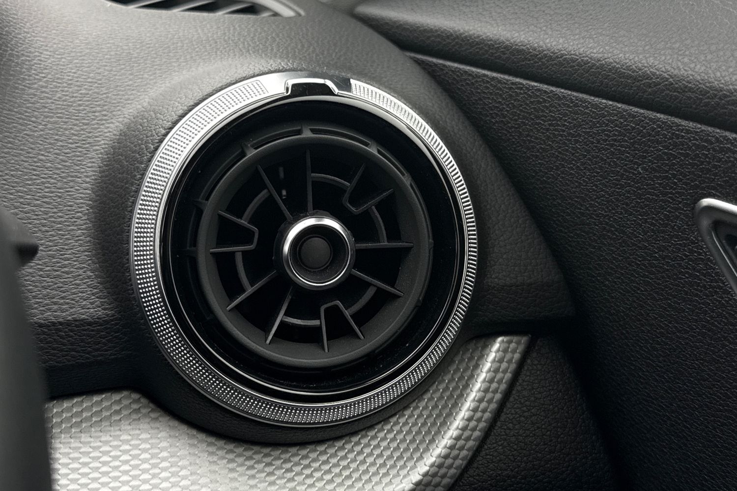 Used Audi Q2 2023 for sale - 77899326: Photo 37