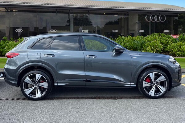 Used Audi Q5 2025 for sale - 75582579: Photo 3