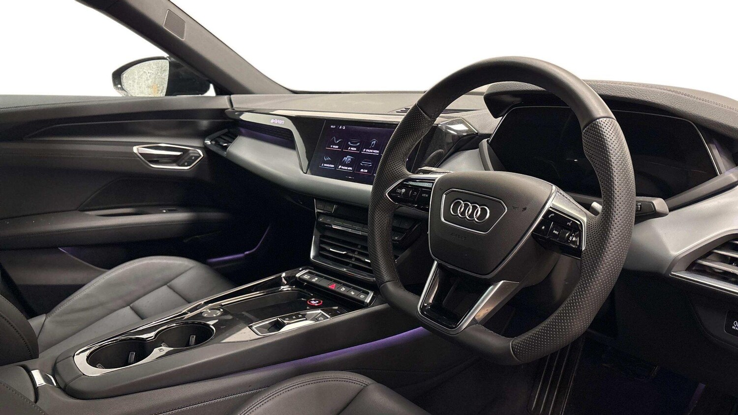 Used Audi e-tron GT 2024 for sale - 77733644: Photo 7