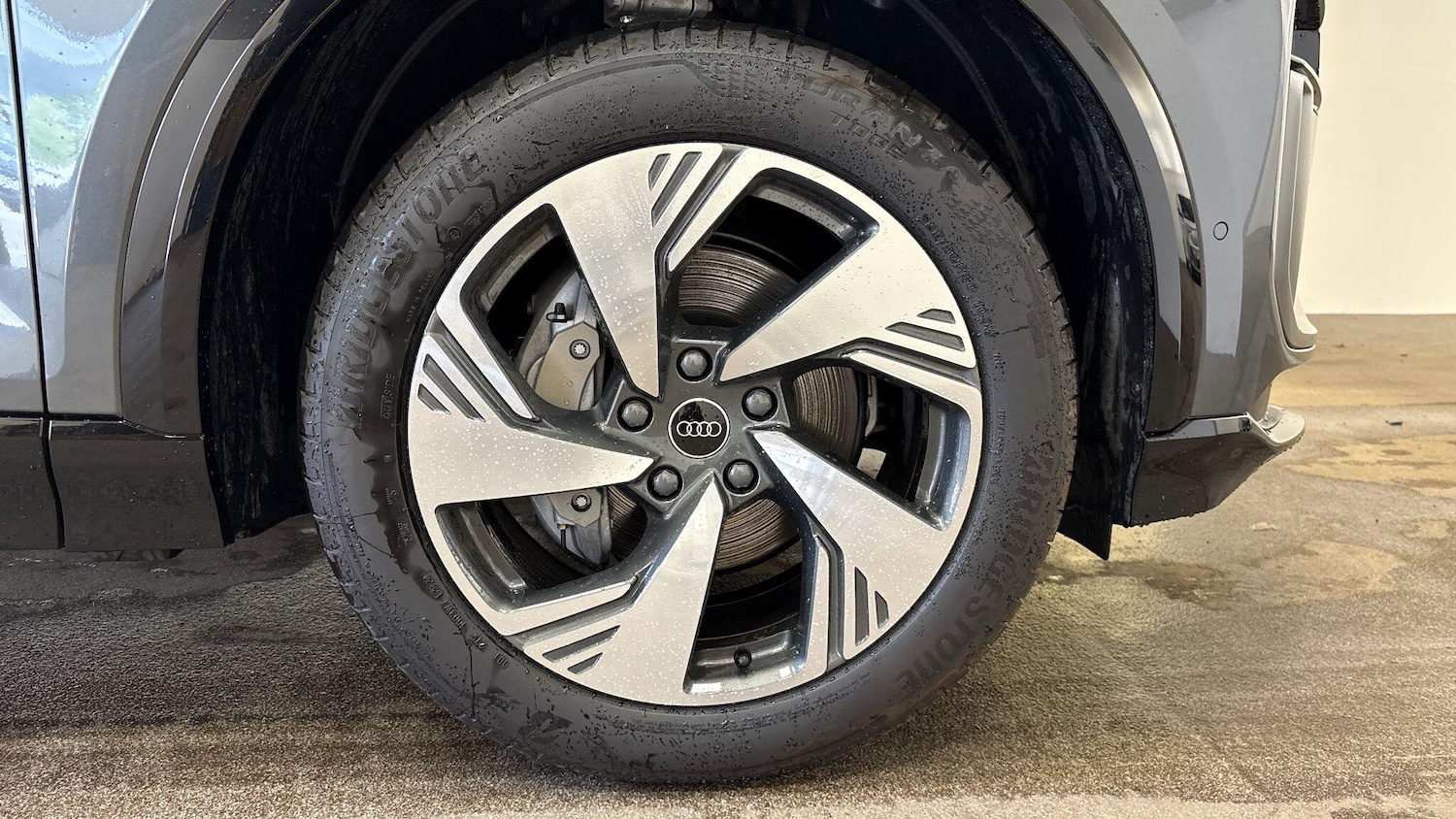 Used Audi Q6 e-tron 2025 for sale - 76143814: Photo 5
