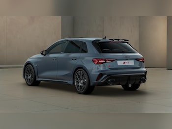 Used Audi RS3 2025 for sale - 76316602: Photo 2