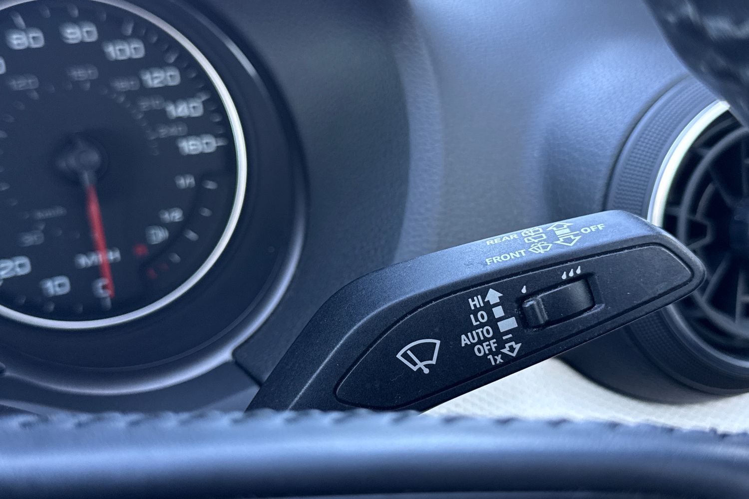 Used Audi Q2 2019 for sale - 77093640: Photo 40