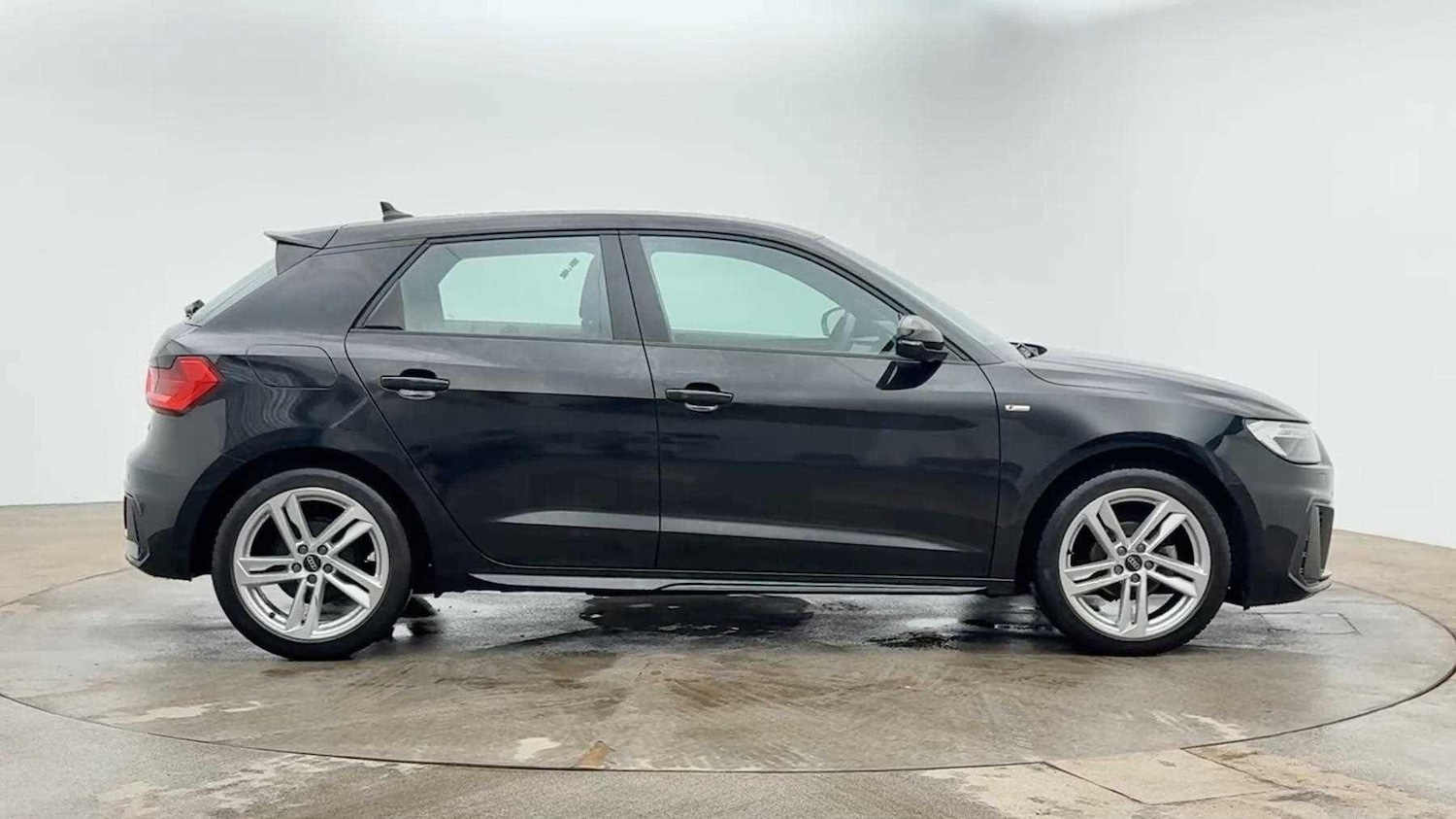 Used Audi A1 2023 for sale - 77733761: Photo 4