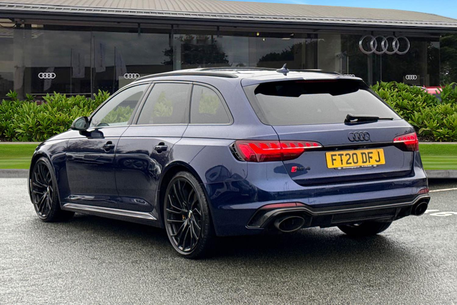 Used Audi RS4 Avant 2020 for sale - 77219986: Photo 2