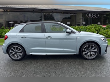 Used Audi A1 2022 for sale - 77494100: Photo