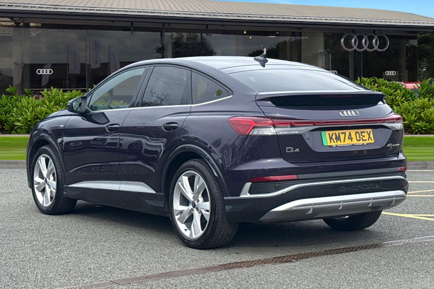 Used Audi Q4 e-tron 2024 for sale - 78189824: Photo 2