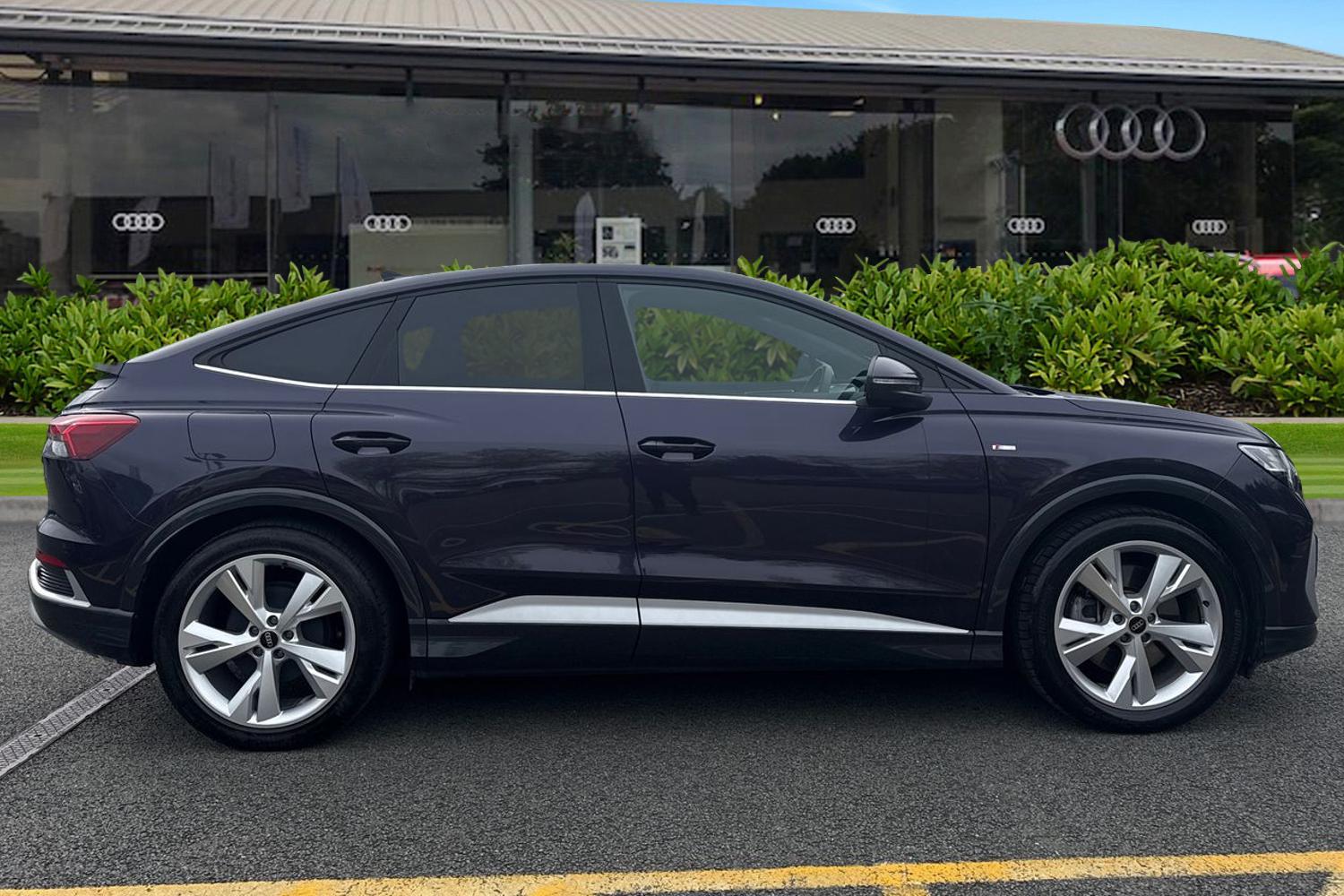 Used Audi Q4 e-tron 2024 for sale - 78189824: Photo 3