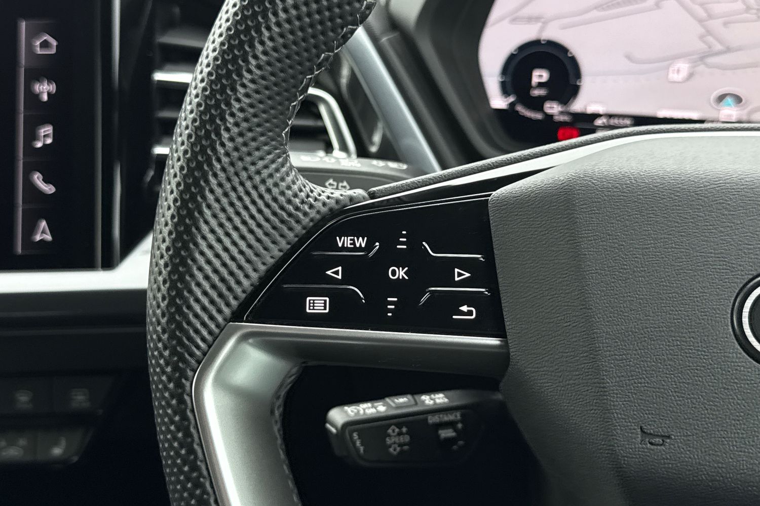 Used Audi Q4 e-tron 2024 for sale - 78189824: Photo 40