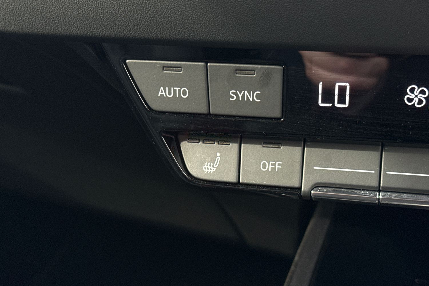 Used Audi Q4 e-tron 2024 for sale - 78189824: Photo 48