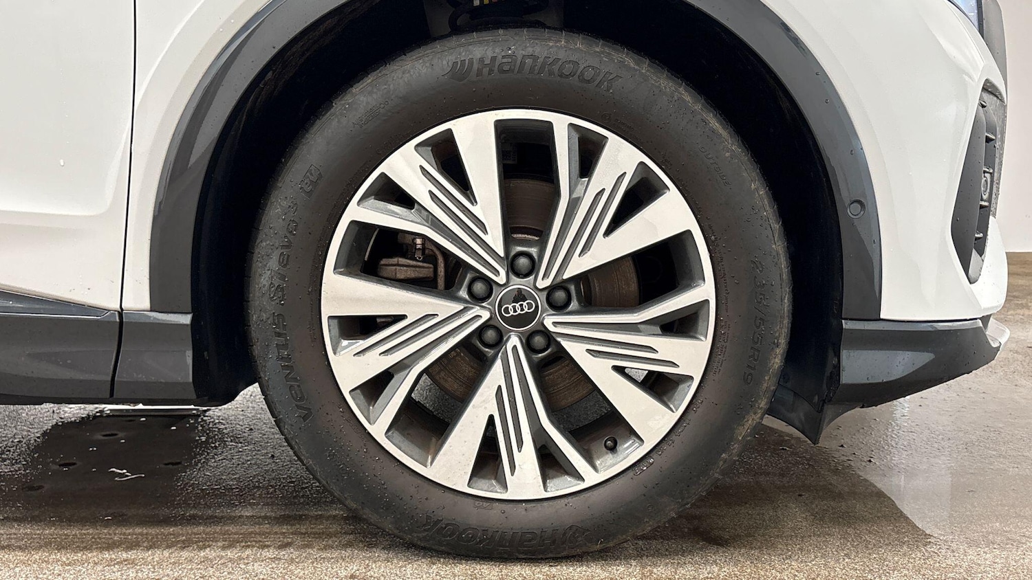 Used Audi Q4 e-tron 2022 for sale - 78163413: Photo 6