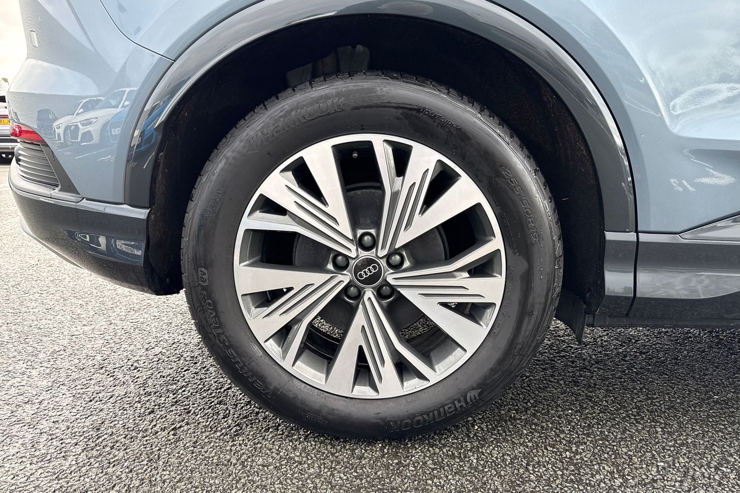 Used Audi Q4 e-tron 2025 for sale - 77500964: Photo 12