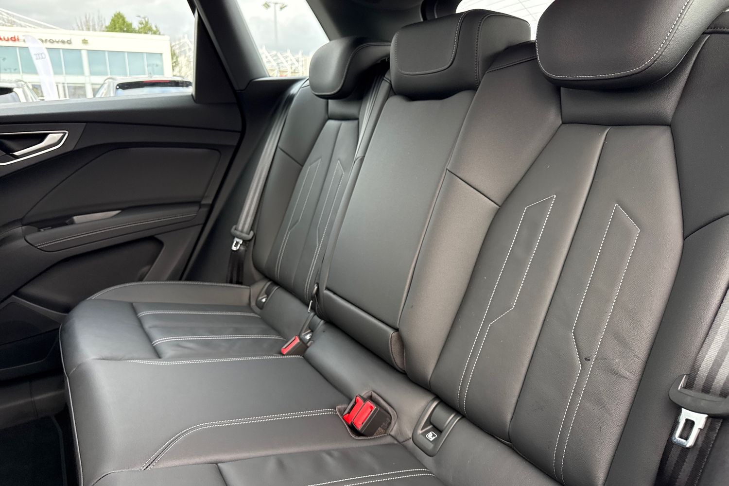 Used Audi Q4 e-tron 2025 for sale - 77500964: Photo 19