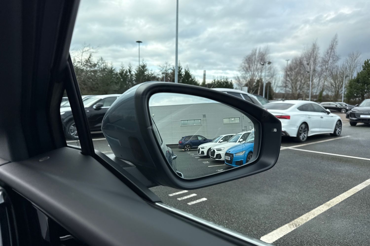 Used Audi Q4 e-tron 2025 for sale - 77500964: Photo 21