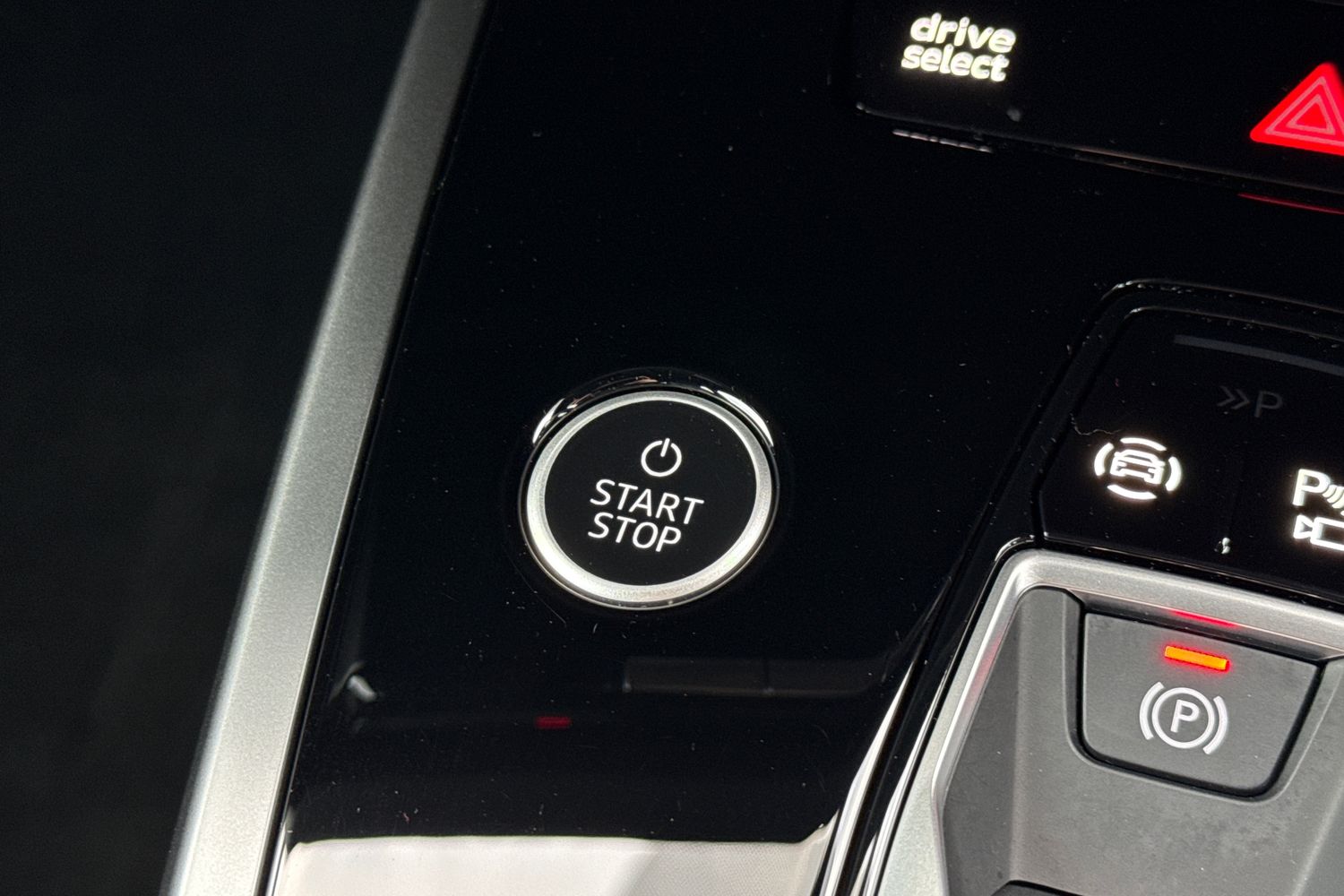 Used Audi Q4 e-tron 2025 for sale - 77500964: Photo 49