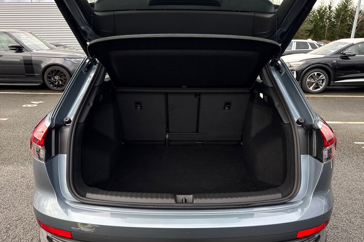 Used Audi Q4 e-tron 2025 for sale - 77500964: Photo 7