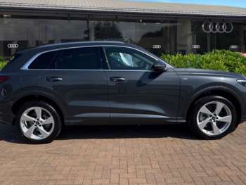 Used Audi Q5 2025 for sale - 74854728: Photo