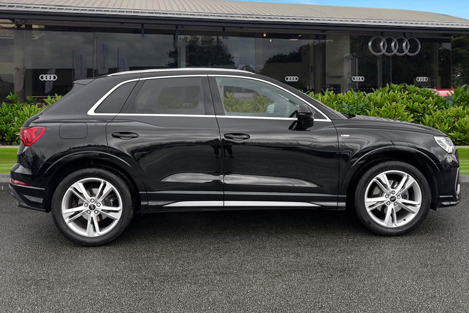 Used Audi Q3 2025 for sale - 77382568: Photo 3