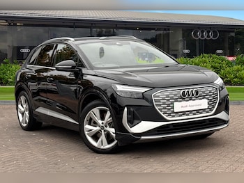 2024 - Q4 S line 45 e-tron 210,00 kW 5-Door