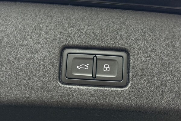 Used Audi Q4 e-tron 2024 for sale - 76224744: Photo 46