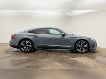 Used Audi e-tron GT 2022 for sale - 77546530: Photo