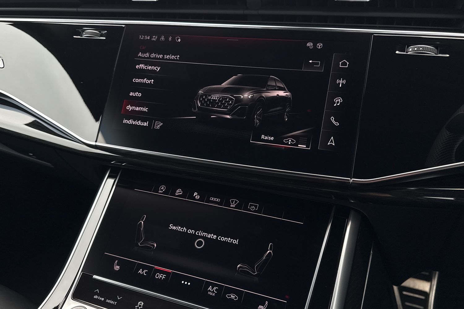 Used Audi Q8 2025 for sale - 77787452: Photo 30