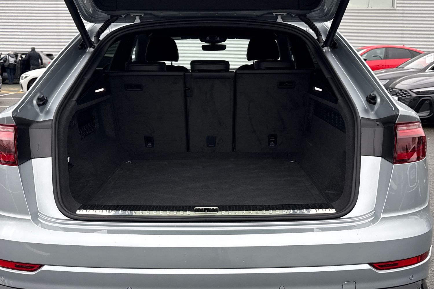 Used Audi Q8 2025 for sale - 77787452: Photo 7