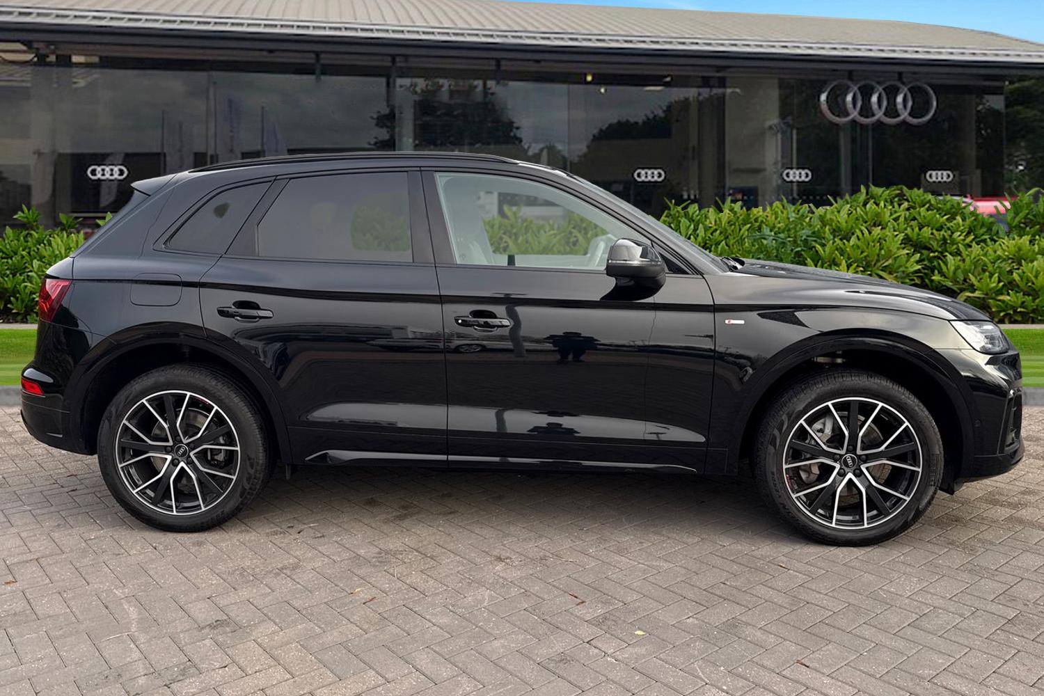 Used Audi Q5 2023 for sale - 76805365: Photo 3