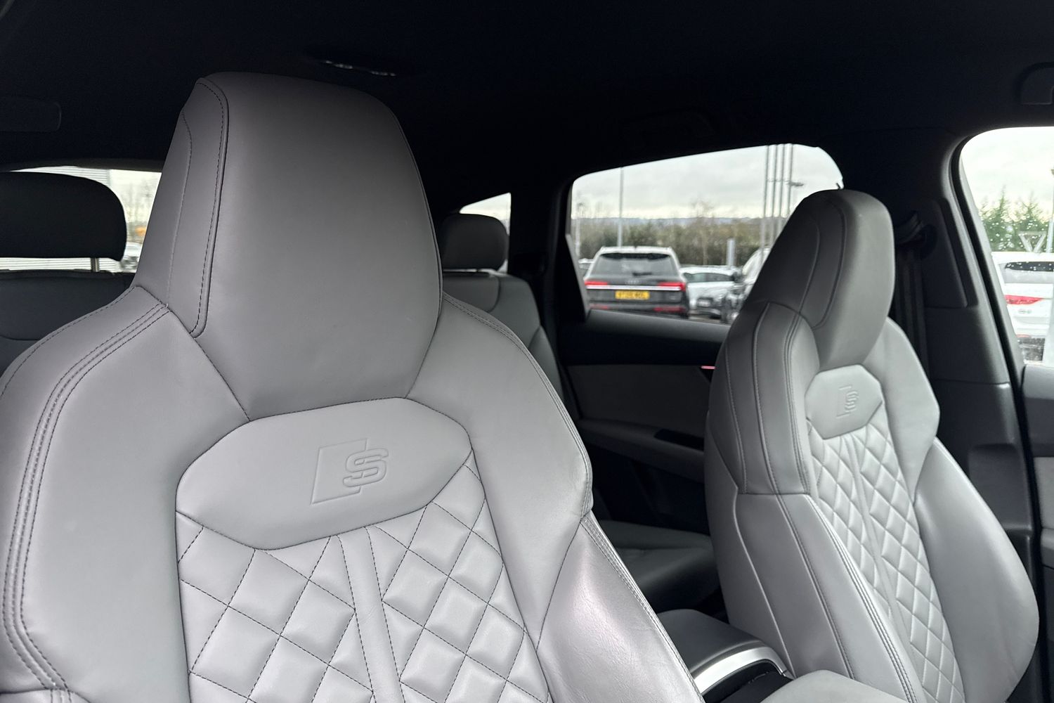 Used Audi SQ7 2024 for sale - 76979057: Photo 24