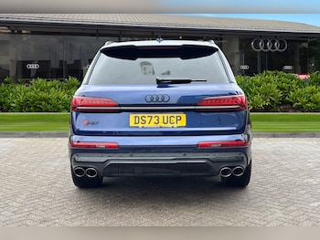 Used Audi Q7 2024 for sale - 76979057: Photo