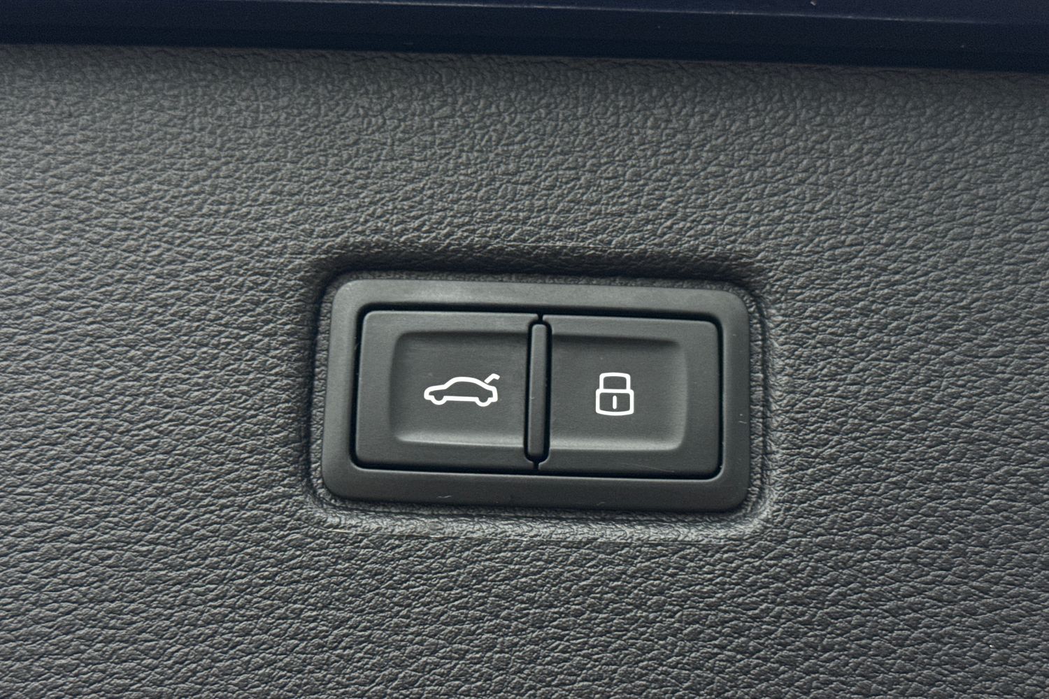 Used Audi SQ7 2024 for sale - 76979057: Photo 57