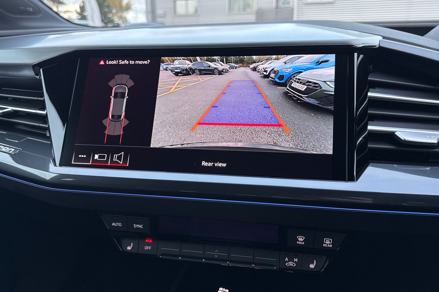 Used Audi Q4 e-tron 2025 for sale - 76453503: Photo 47