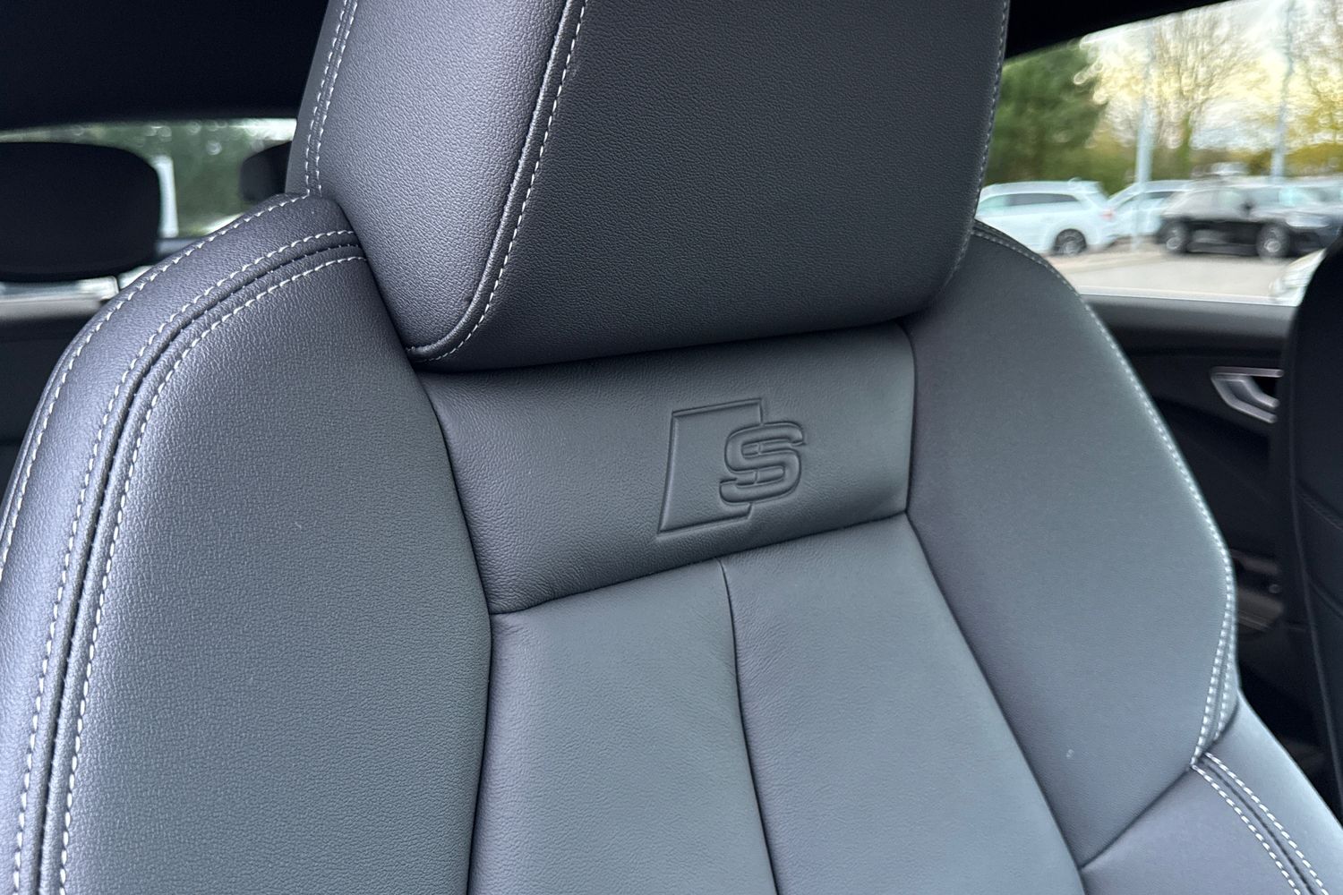 Used Audi Q4 e-tron 2025 for sale - 76453503: Photo 48