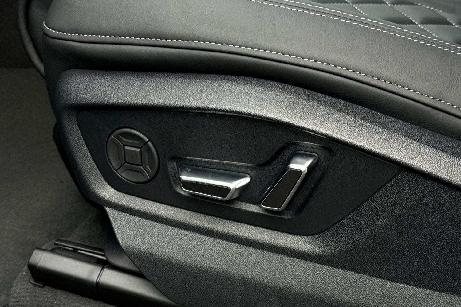 Used Audi SQ7 2025 for sale - 76453506: Photo 43