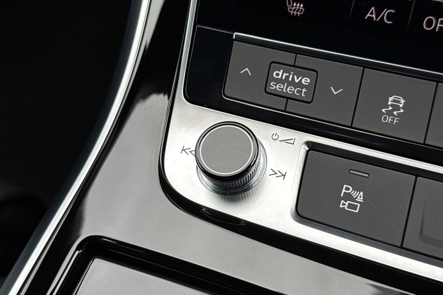 Used Audi SQ7 2025 for sale - 76453506: Photo 50