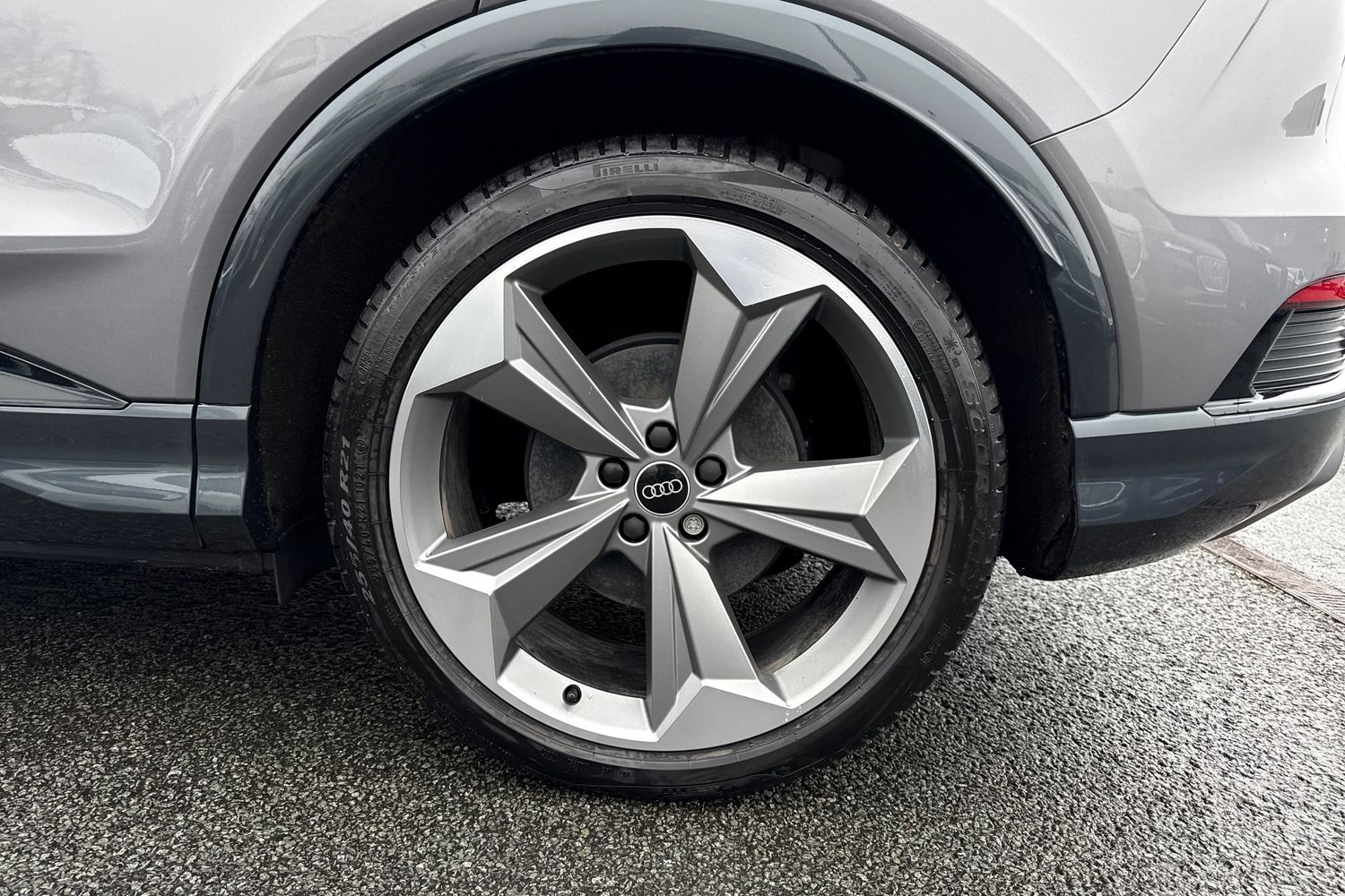 Used Audi Q4 e-tron 2025 for sale - 77257748: Photo 13