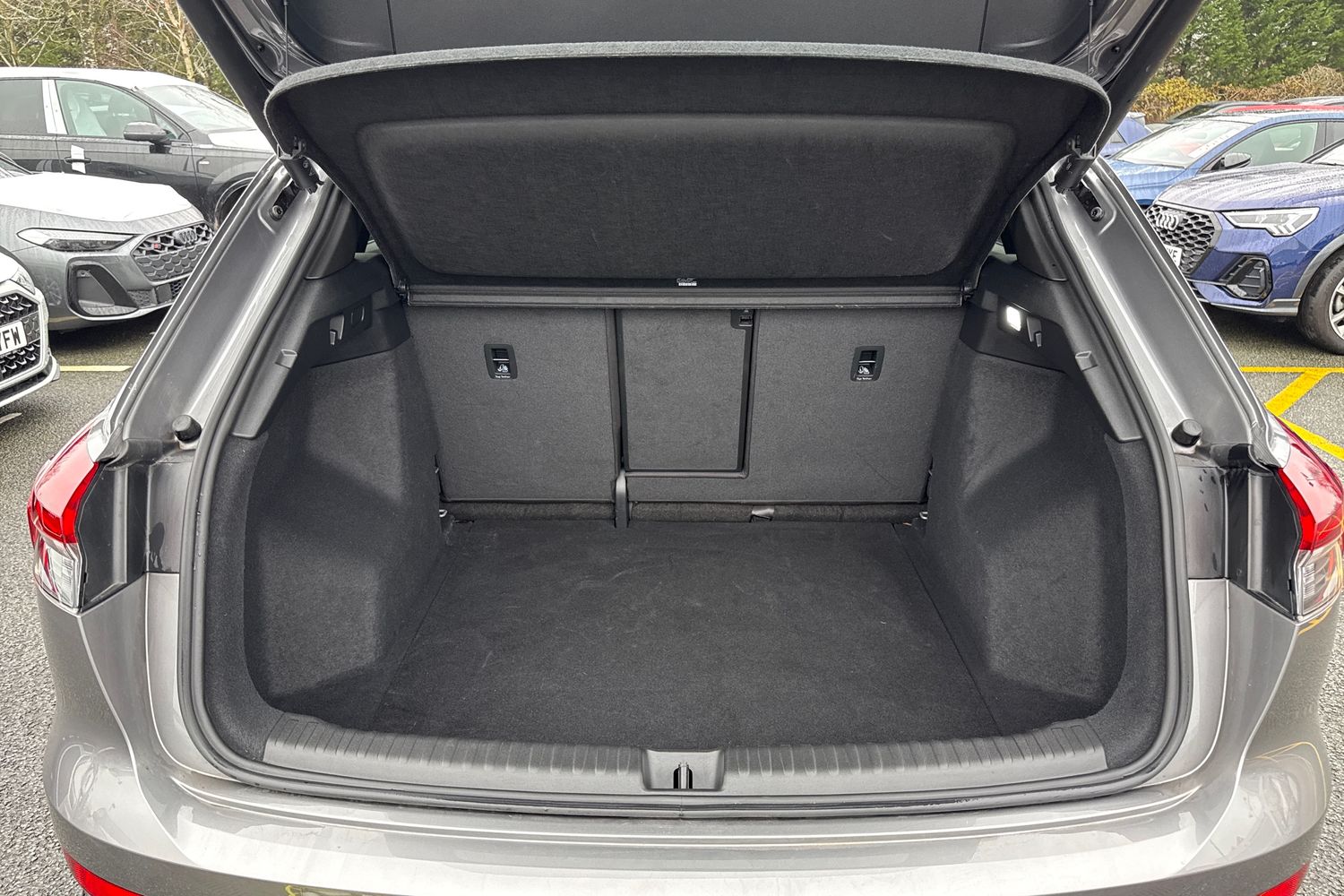 Used Audi Q4 e-tron 2025 for sale - 77257748: Photo 7