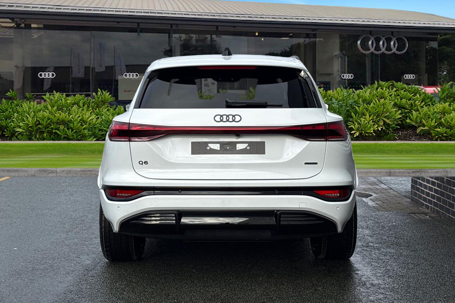Used Audi Q6 e-tron 2026 for sale - 77472872: Photo 4