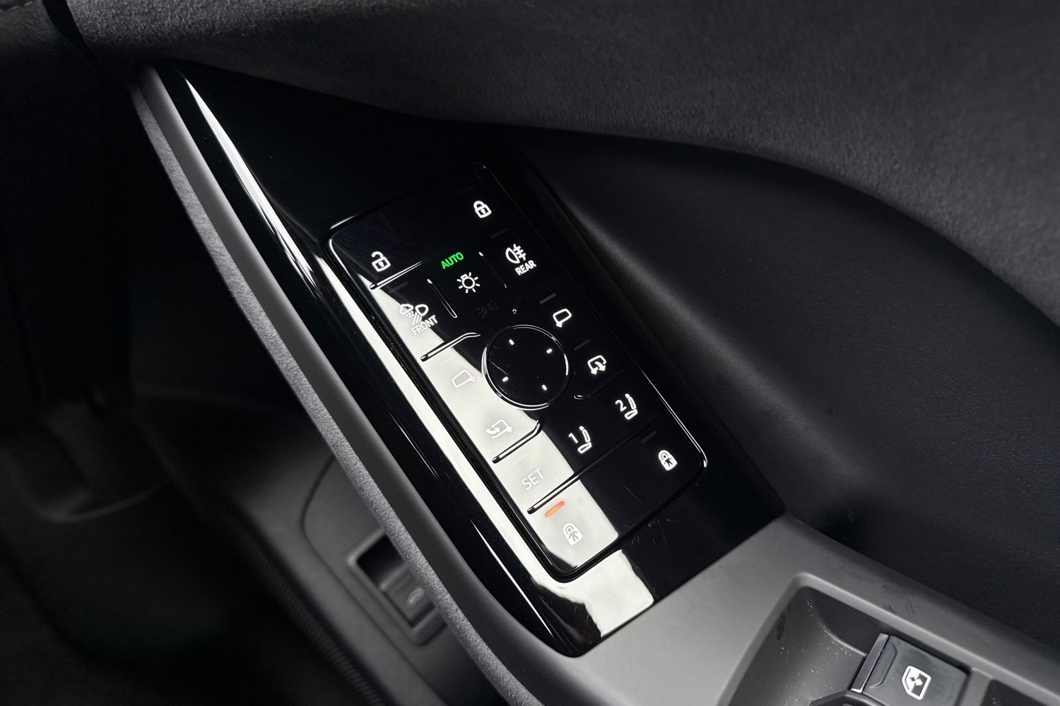 Used Audi Q6 e-tron 2026 for sale - 77472872: Photo 41