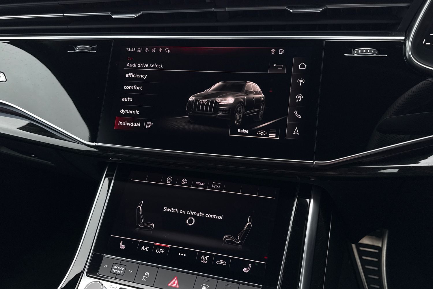 Used Audi Q7 2024 for sale - 76896205: Photo 30