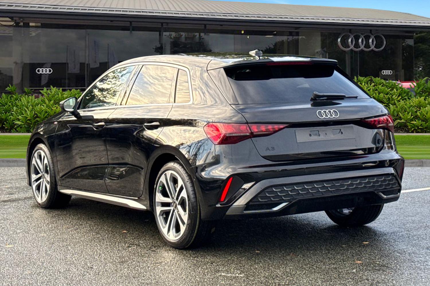 Used Audi A3 2025 for sale - 76535249: Photo 2