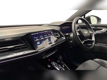 Used Audi Q4 e-tron 2022 for sale - 78252141: Photo