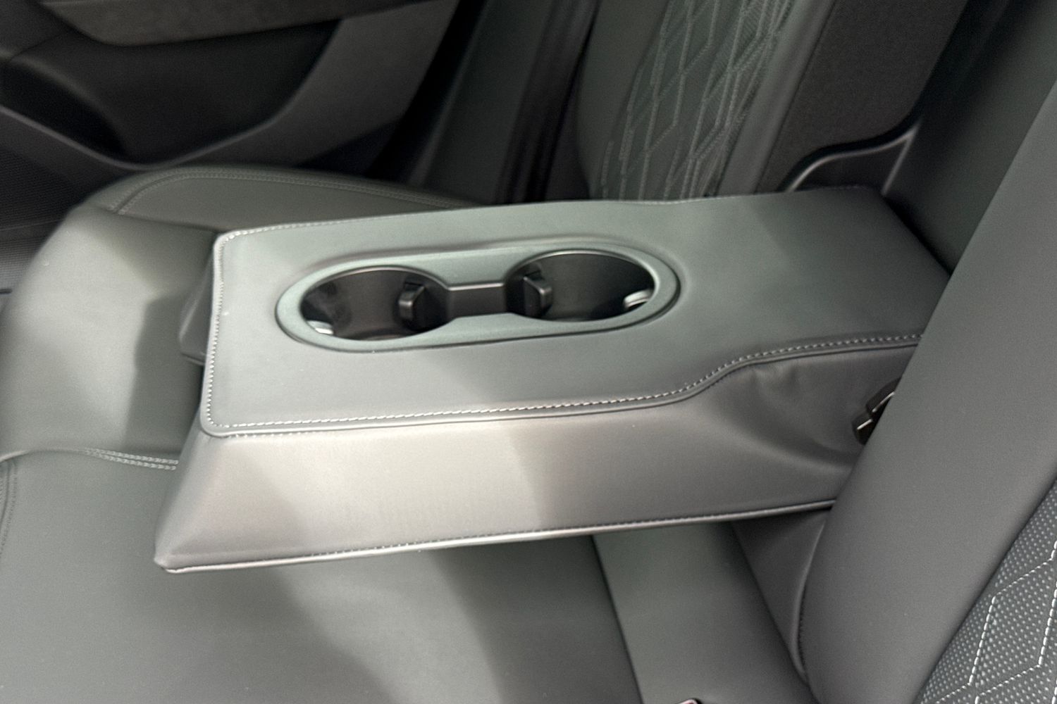 Used Audi S6 e-tron Avant 2026 for sale - 77421590: Photo 48