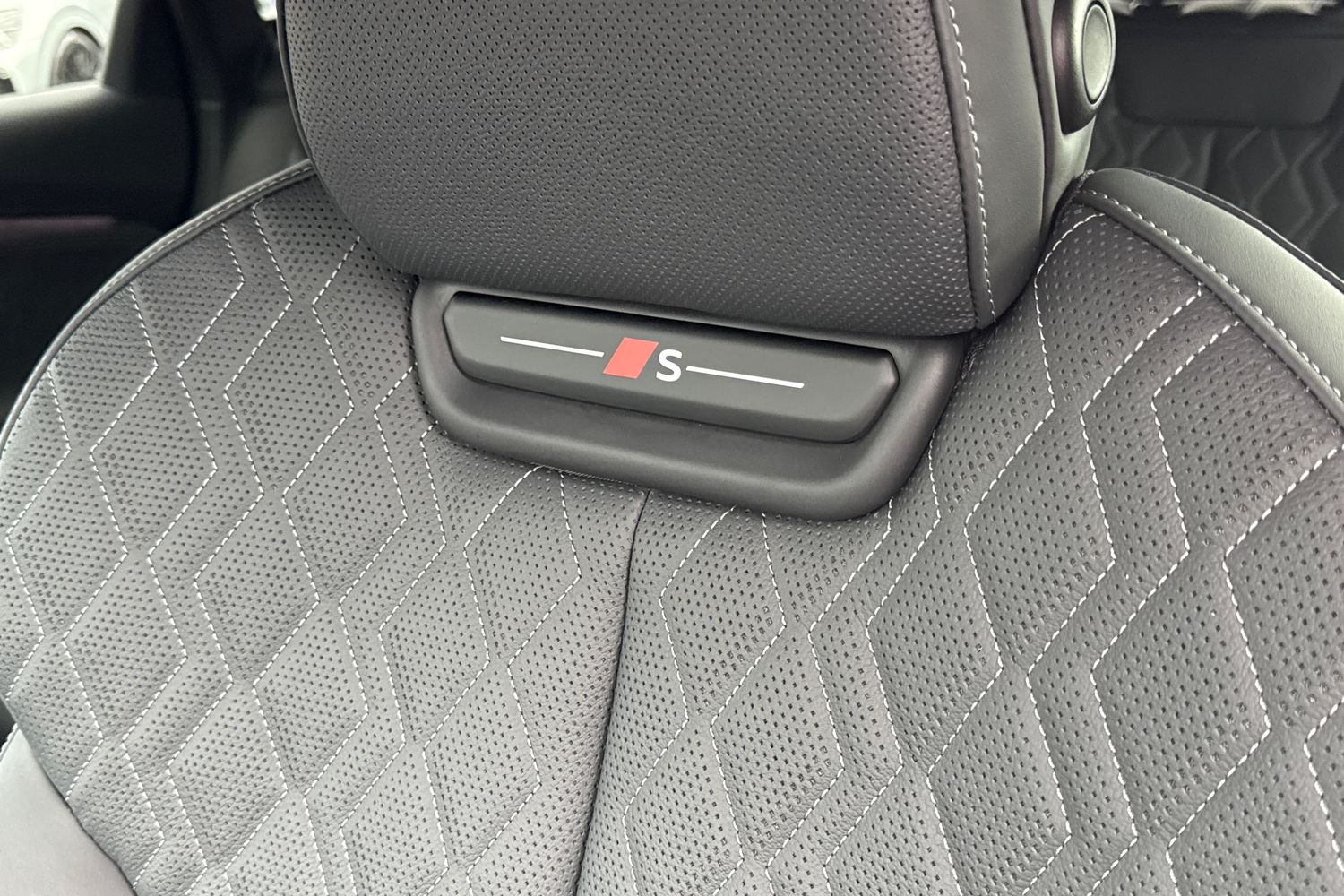 Used Audi S6 e-tron Avant 2026 for sale - 77421590: Photo 53